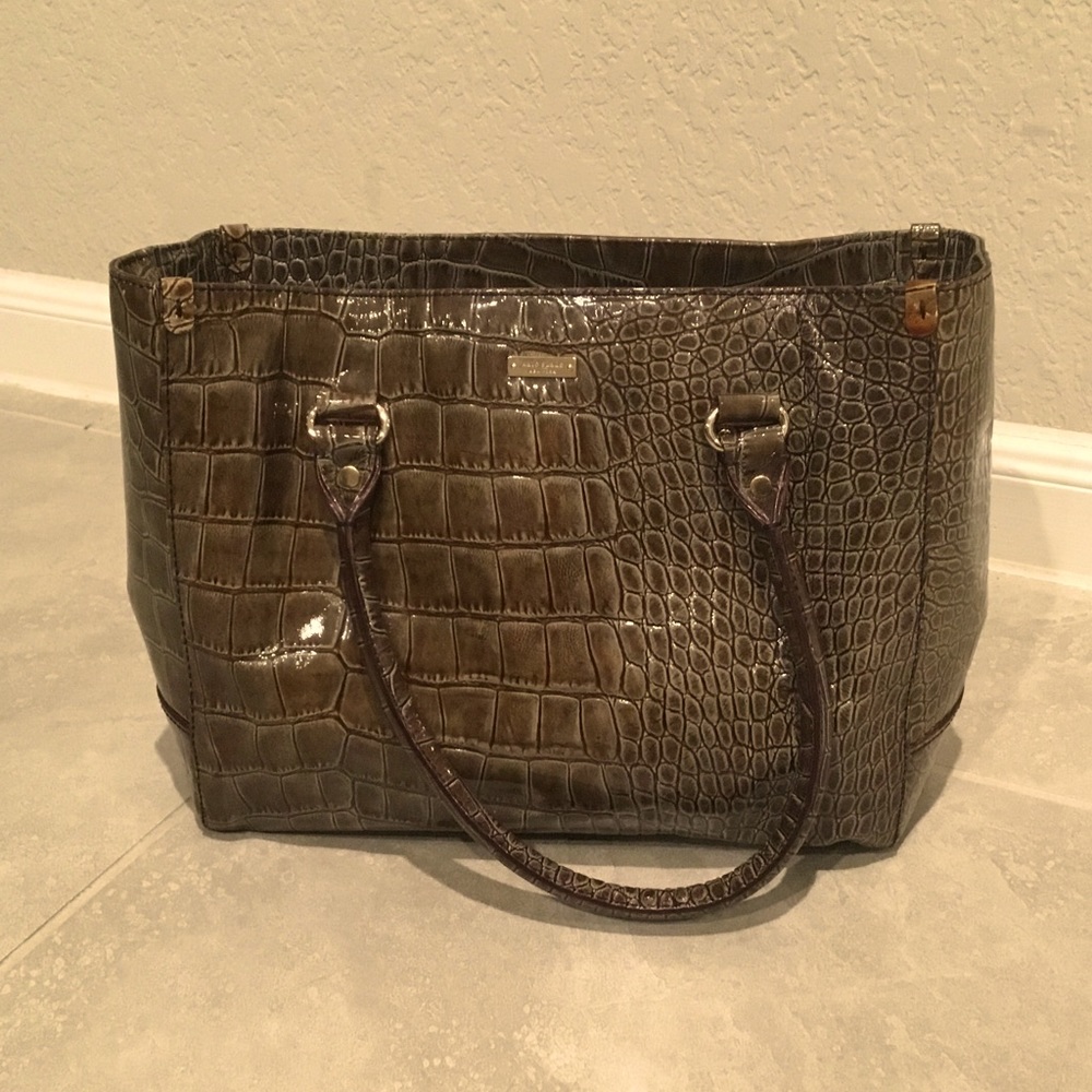KATE SPADE Knightsbridge Croc Embossed Patent Leather Pristine